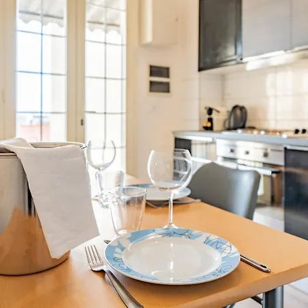 2mn De Monaco - Centre De - Ch